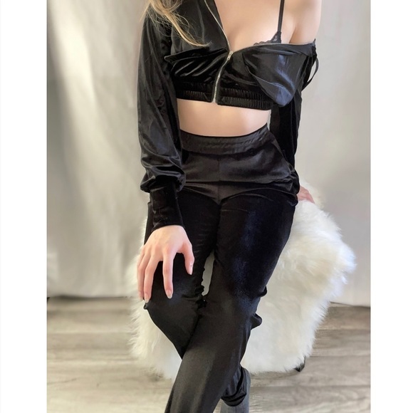 𝅺✨NEW✨ Velour Jacket and Pants Set Black - Picture 1 of 3